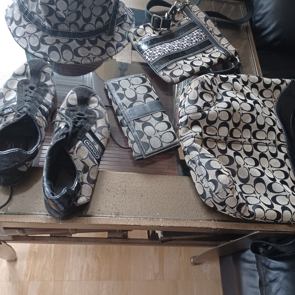 Coach Bundle - image 2